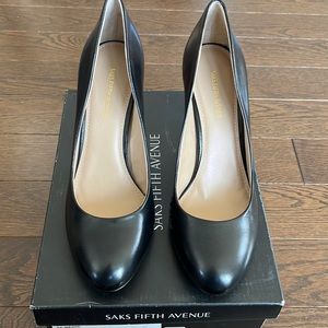 Saks Fifth Avenue SF-Benni pump- NWT